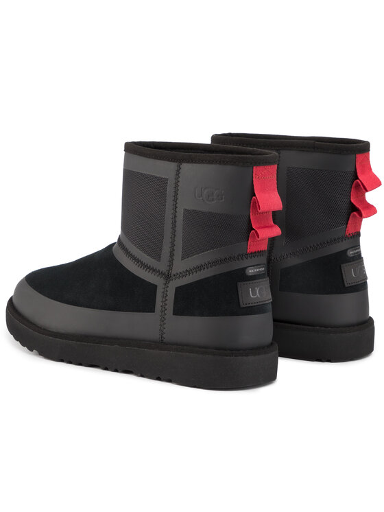 Ugg Ugg Lumesaapad M Classic Mini Urban Tech Wp 1103877 Must