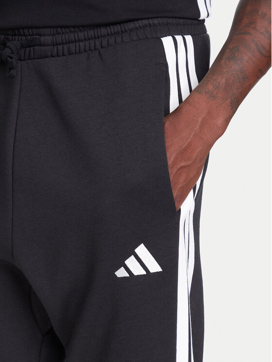 adidas adidas Melegítő alsó Essentials 3-Stripes JD1861 Fekete Regular Fit