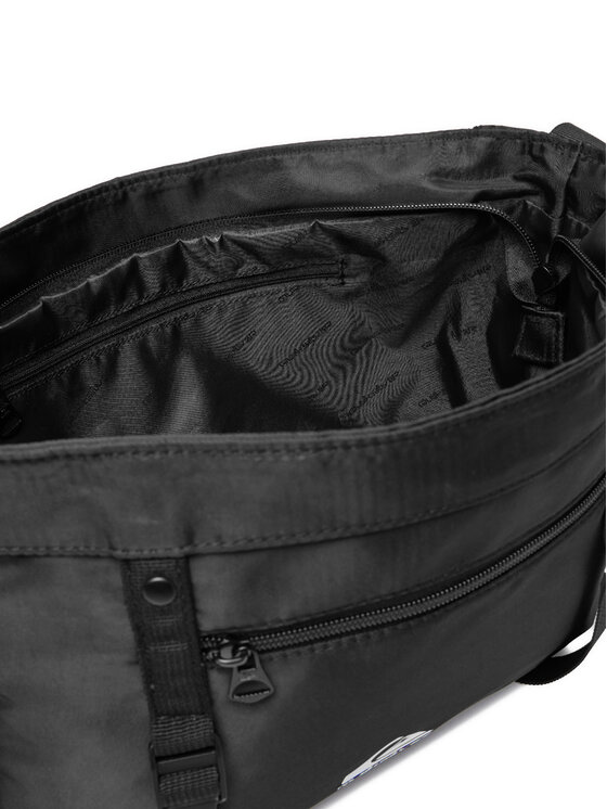 Quiksilver Quiksilver Táska CWBEO-QUIC-M-002-09 Fekete