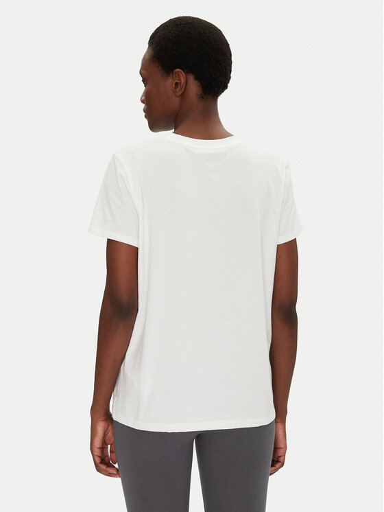 Under Armour Under Armour Treniņkrekls Rival Core 1383648 Balts Regular Fit