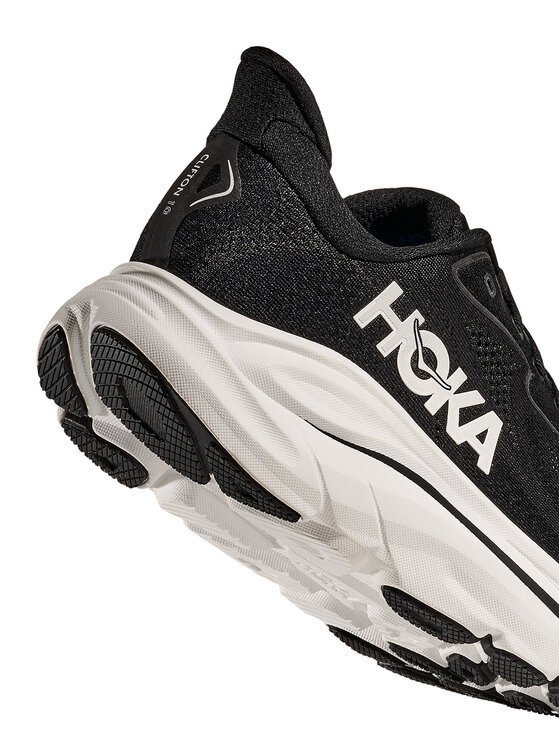 Hoka Hoka Tekaški čevlji Clifton 10 1162030 Črna