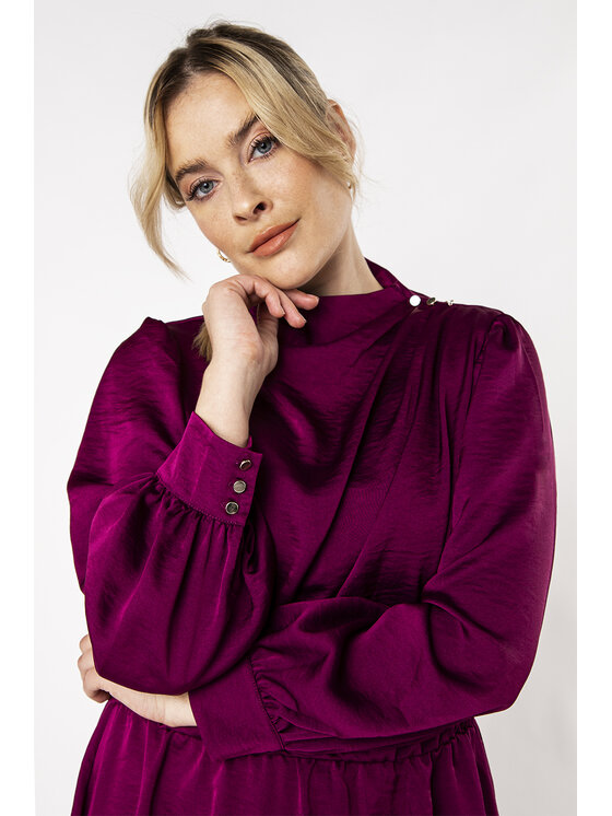 QUIOSQUE QUIOSQUE Sukienka wieczorowa LENA DRESS Bordowy Regular Fit