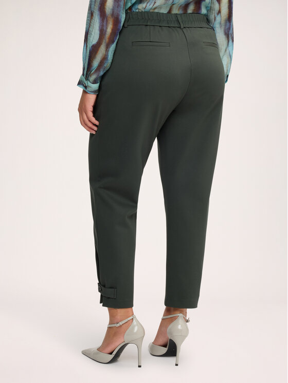 Fiorella Rubino Fiorella Rubino Pantaloni di tessuto P076L002493N035 Verde Regular Fit