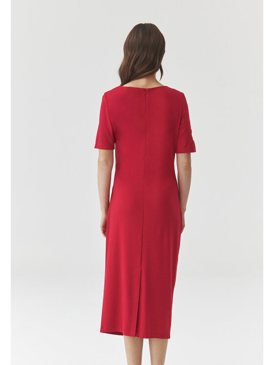 TATUUM TATUUM Úpletové šaty PRIMROSE Červená Fitted Fit