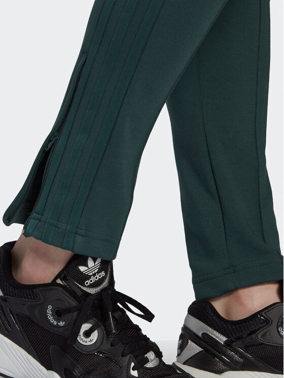 adidas adidas Melegítő alsó Always Original Laced HK5083 Zöld Slim Fit