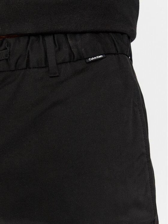 Calvin Klein Calvin Klein Čino bikses Modern K10K112383 Melns Tapered Fit