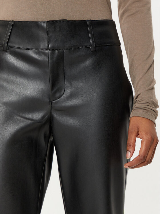 Gina Tricot Gina Tricot Παντελόνι από απομίμηση δέρματος 23545 Μαύρο Regular Fit