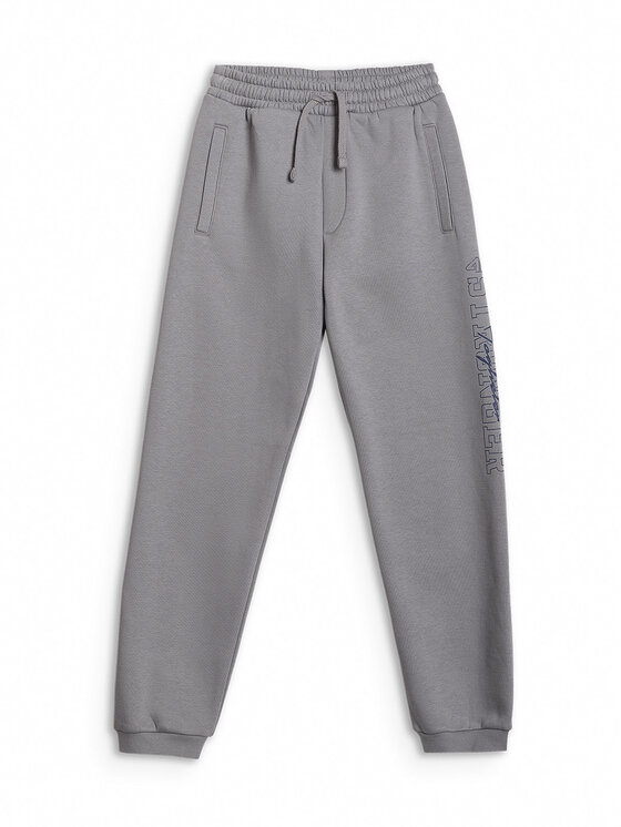 4F 4F Teplákové kalhoty CAMPUS VIBES Šedá Regular Fit