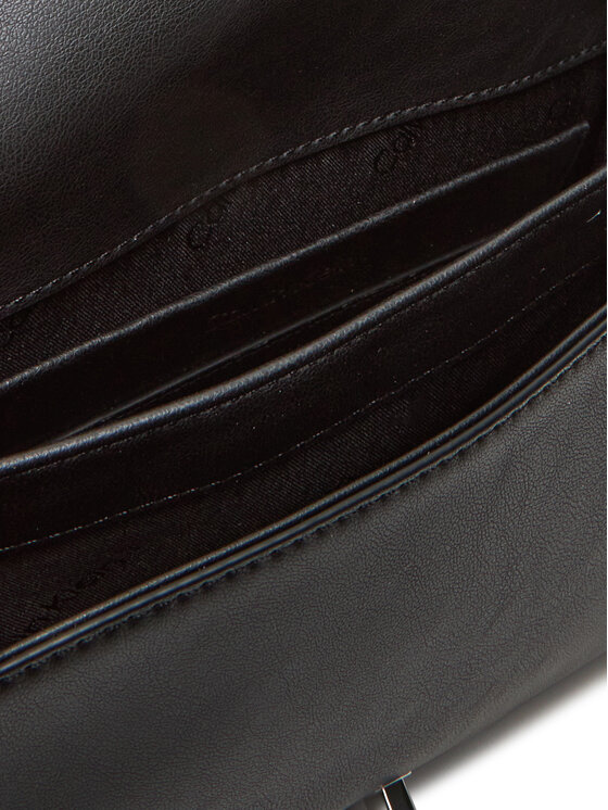 Calvin Klein Calvin Klein Torebka Re-Lock Medium Chain LV04F3104G Czarny