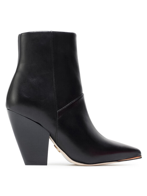 lila ankle bootie