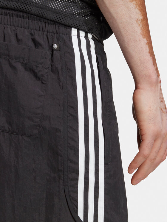 adidas adidas Pantaloni scurți sport adicolor Classics HS2069 Negru Regular Fit