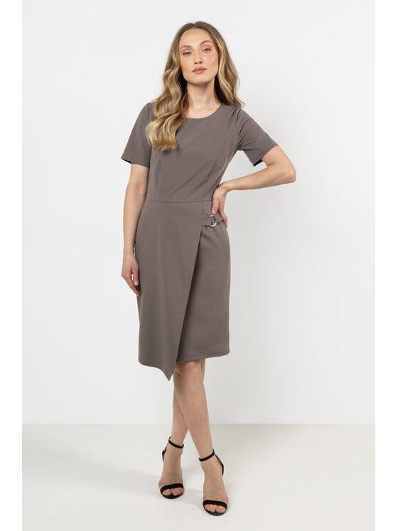 Awama Awama Sukienka koktajlowa A710 Beżowy Basic Fit