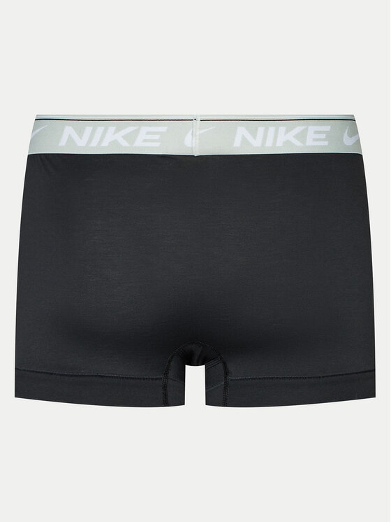 Nike 3 spandex hot sale