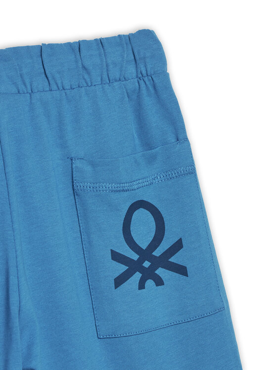 United Colors Of Benetton United Colors Of Benetton Sportske kratke hlače 3BL0C903L Plava Regular Fit