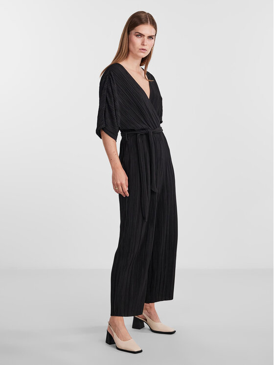 YAS YAS Kombinezon Olinda 26032851 Črna Loose Fit
