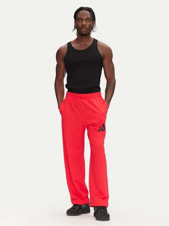 adidas adidas Spodnie dresowe Essentials JF3601 Czerwony Loose Fit