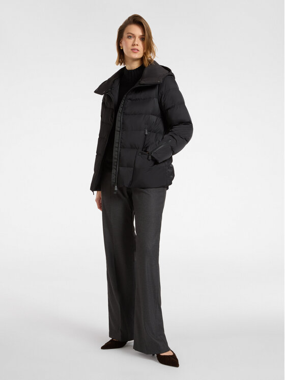 Elena Mirò Elena Mirò Giubbotto piumino F890P000143N033 Nero Regular Fit