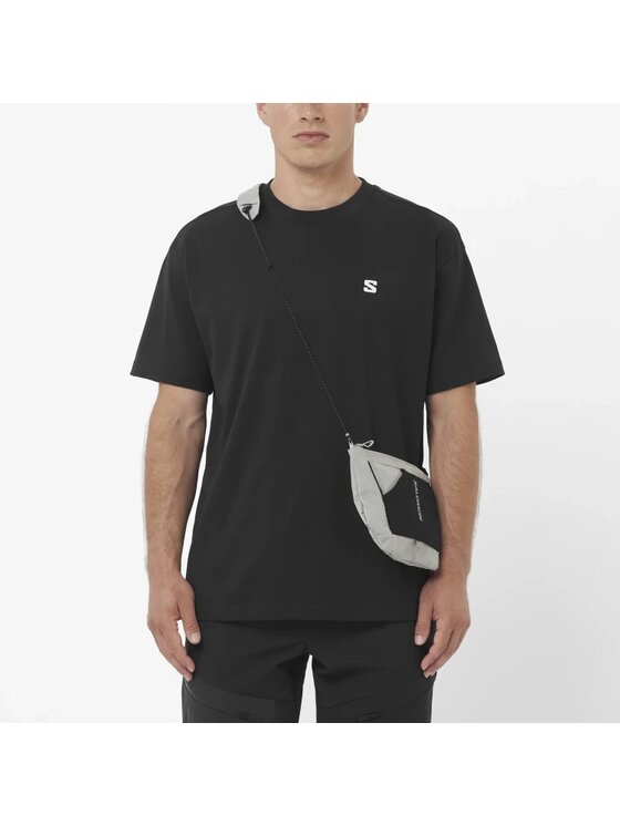 Salomon Salomon T-Shirt ROUND LOGO GRAPHIC Czarny Regular Fit