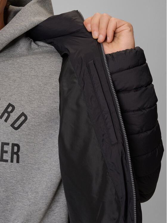4F 4F Kurtka puchowa BASIC+ Czarny Regular Fit