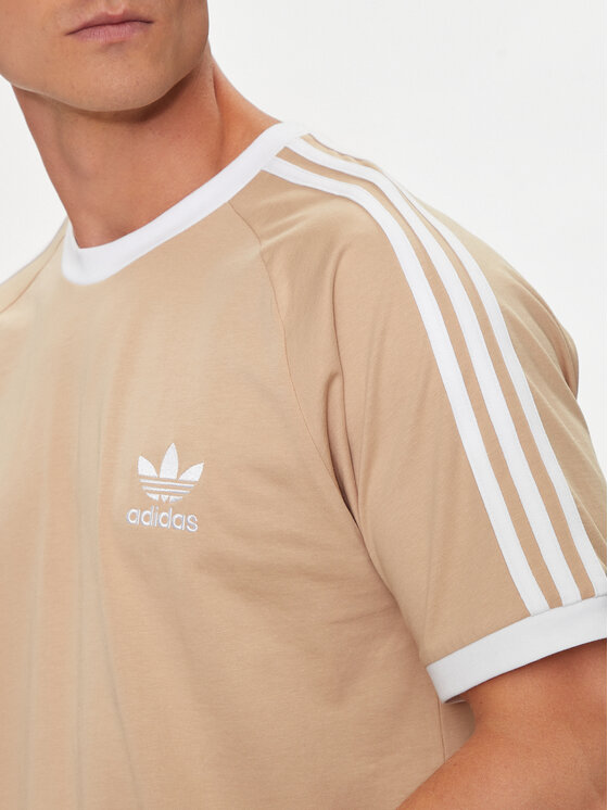 adidas adidas T-Shirt adicolor Classics 3-Stripes IZ2366 Beżowy Slim Fit