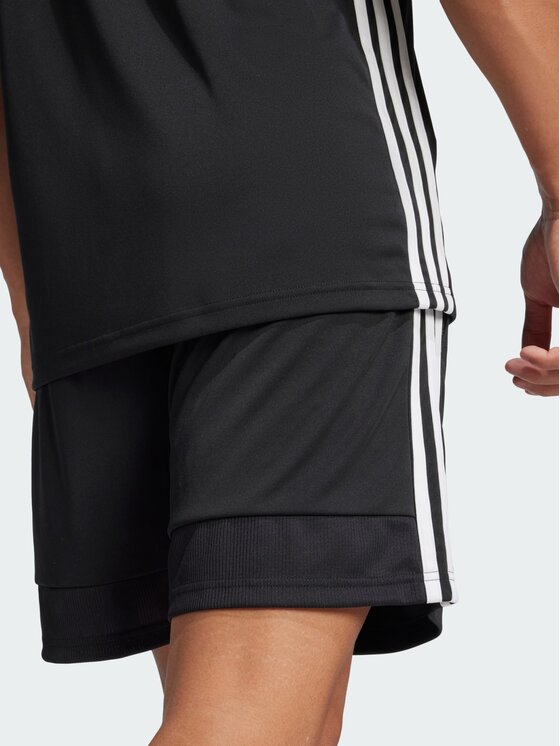 adidas adidas Szorty sportowe Tiro 25 Essentials Czarny Regular Fit