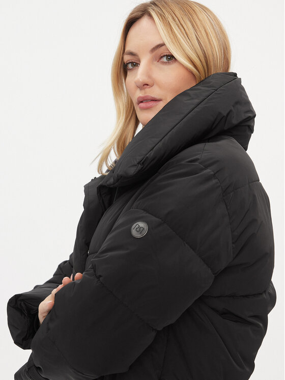 Rinascimento Rinascimento Μπουφάν χειμωνιάτικο CFC0113537003 Μαύρο Regular Fit