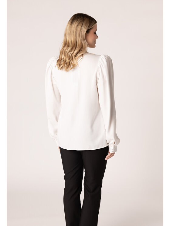QUIOSQUE QUIOSQUE Košile 2VF003 Bílá Regular Fit