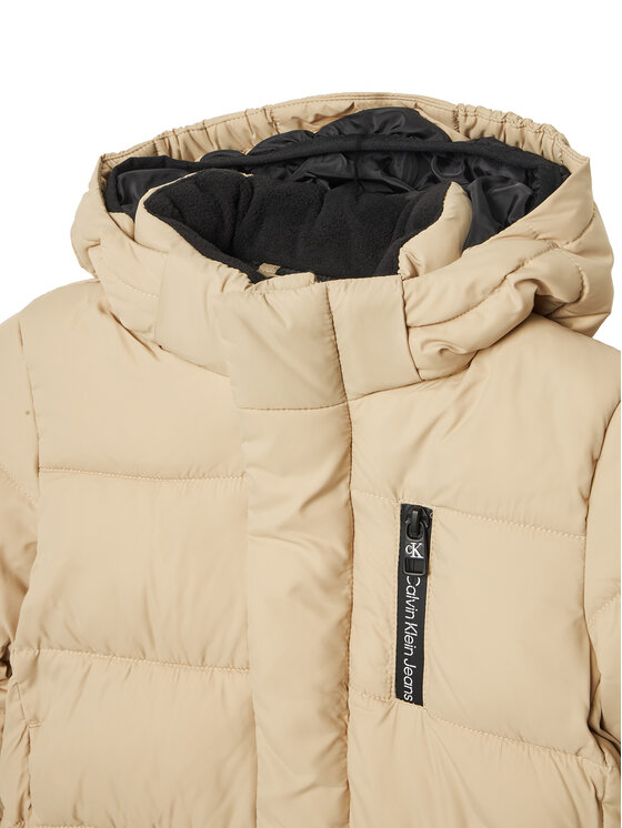 Calvin Klein Jeans Calvin Klein Jeans Зимно яке Essential IB0IB01276 M Бежов Regular Fit