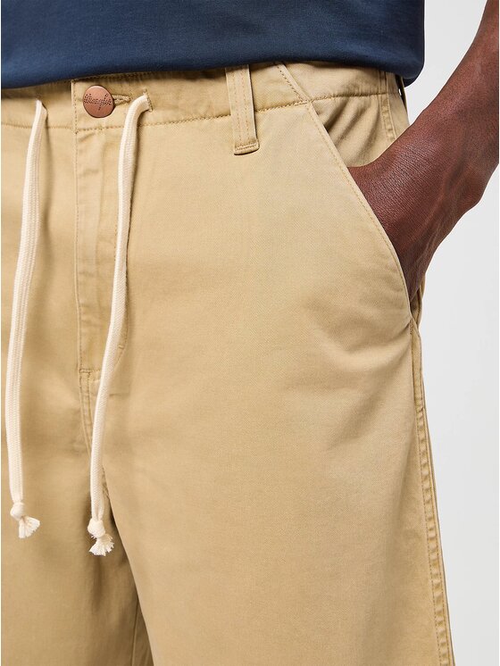 Wrangler Wrangler Pantaloncini di tessuto Casey Jones Drawstring Short Beige Loose Fit