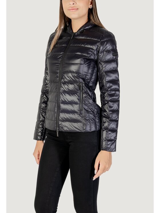 Armani Exchange Armani Exchange Kurtka puchowa DOWN JACKET Czarny Casual Fit