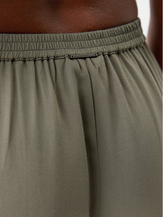 Calvin Klein Swimwear Calvin Klein Swimwear Pantaloni di tessuto KW0KW02823 Verde Relaxed Fit