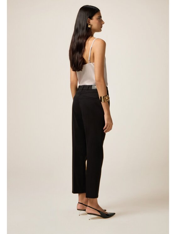 Oltre Oltre Pantaloni di tessuto P722R008636N033 Nero Regular Fit