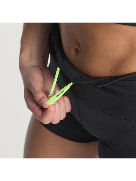 adidas adidas Szorty sportowe 155185 Czarny Fitted Fit