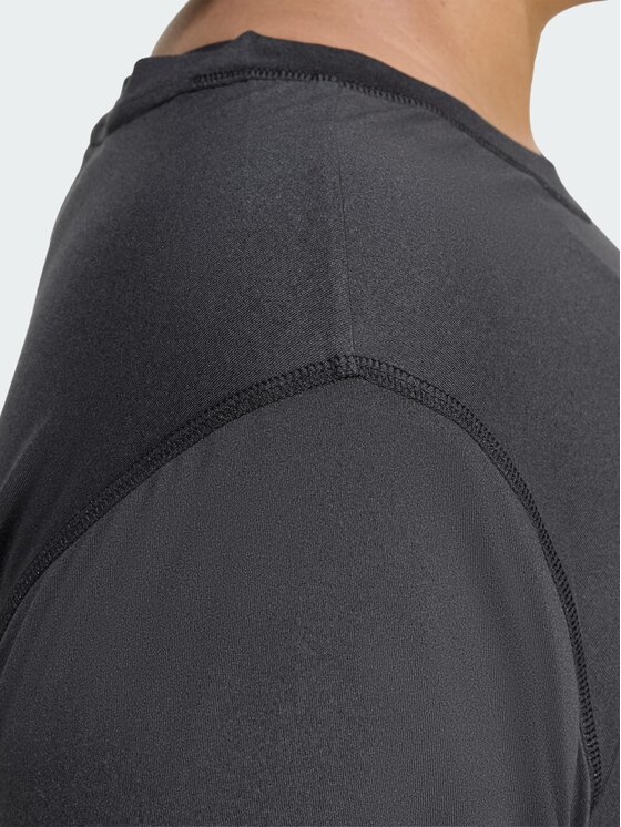 adidas adidas Koszulka techniczna 164747 Czarny Regular Fit
