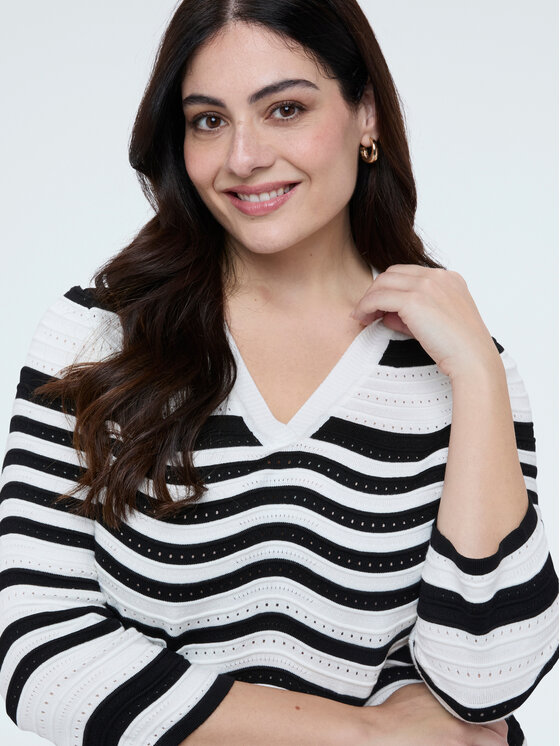 Fiorella Rubino Fiorella Rubino Sweter M181L008457N0Z3 Biały Boxy Fit
