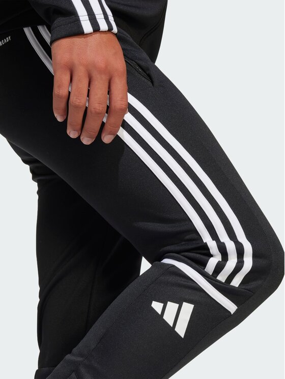 adidas adidas Spodnie dresowe Squadra 25 Czarny Regular Fit
