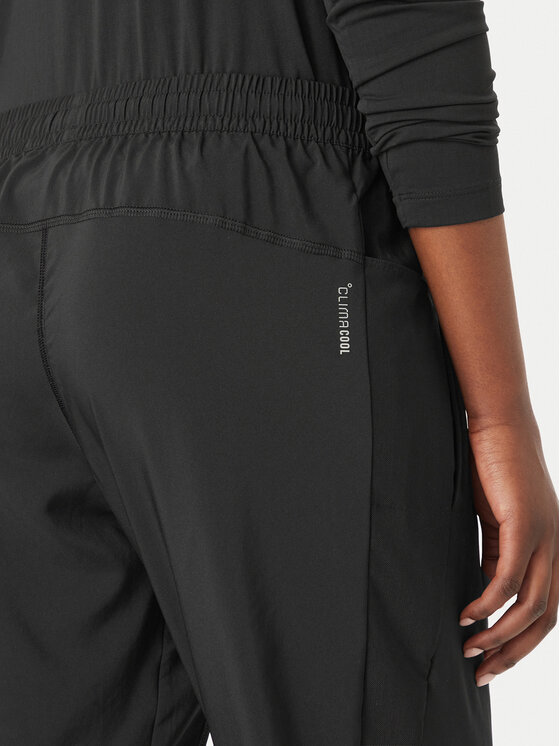 adidas adidas Teplákové nohavice Astro KC4947 Čierna Regular Fit