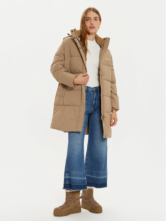 Guess Jeans Guess Jeans Пухено яке W4BL24 WGII2 Бежов Regular Fit