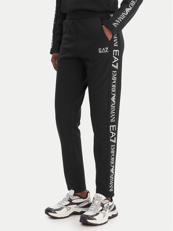 EA7 Emporio Armani EA7 Emporio Armani Tepláková súprava 7W000116 AF10443 MC001 Čierna Regular Fit