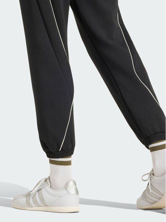 adidas adidas Joggery 167867 Czarny Regular Fit