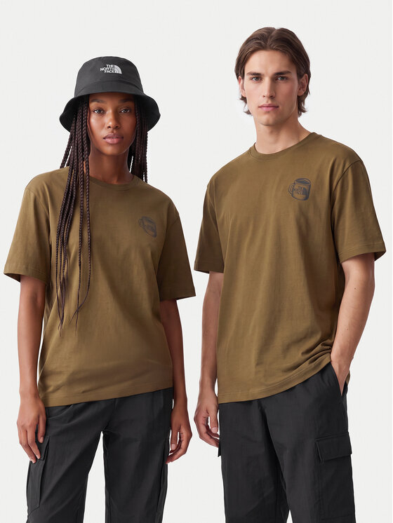 The North Face The North Face T-shirt Basecamp Barista Rlx Ss NF0A8JAA Smeđa Relaxed Fit