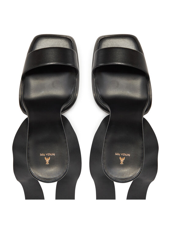 Patrizia Pepe Patrizia Pepe Sandaalid 8X0066/L078 Must