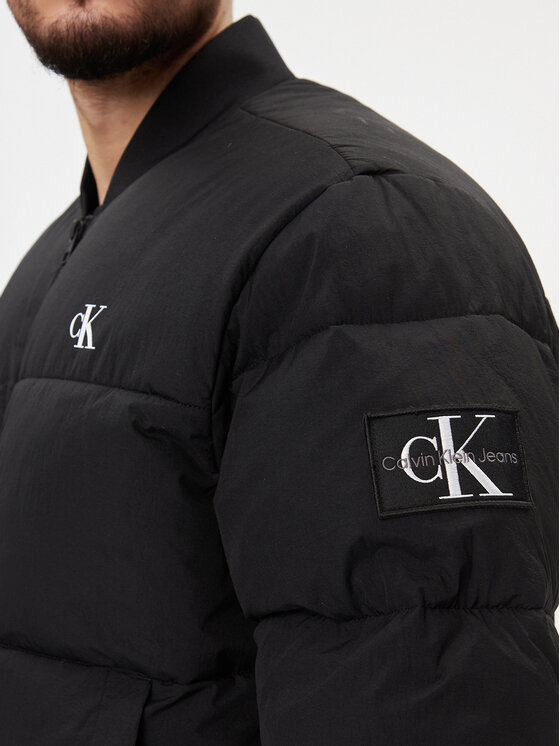 Calvin Klein Jeans Calvin Klein Jeans Übergangsjacke J30J324072 Schwarz Regular Fit