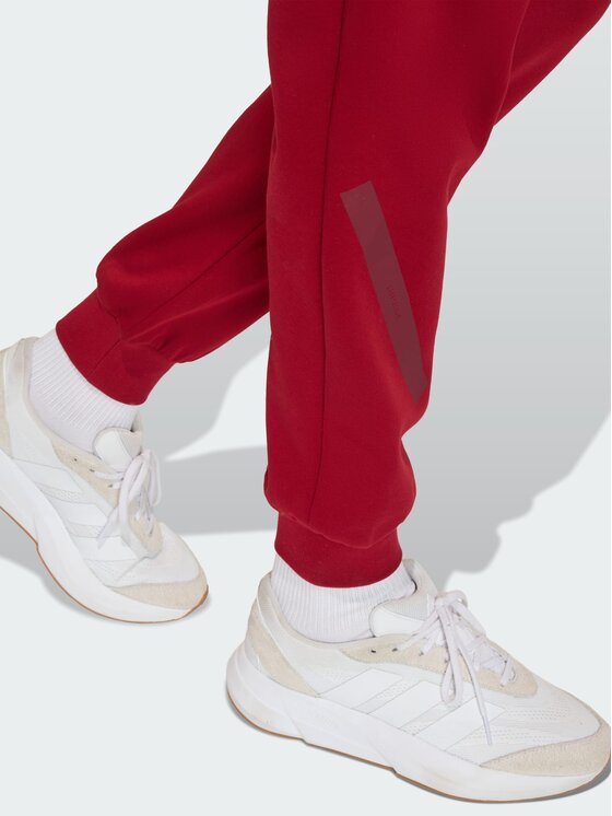 adidas adidas Spodnie dresowe 136891 Czerwony Regular Fit