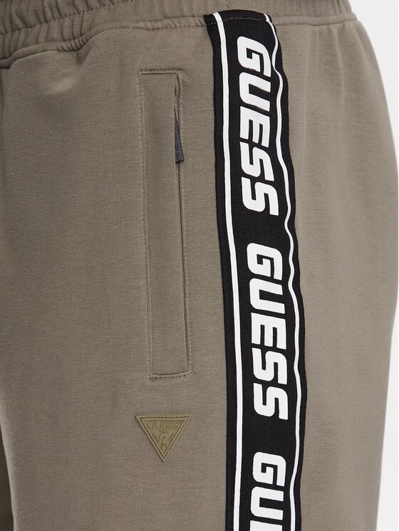 Guess Guess Športové kraťasy Arlo Z2YD02 K6ZS1 Zelená Loose Fit