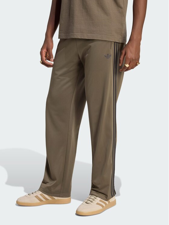 adidas adidas Spodnie materiałowe 159128 Brązowy Regular Fit