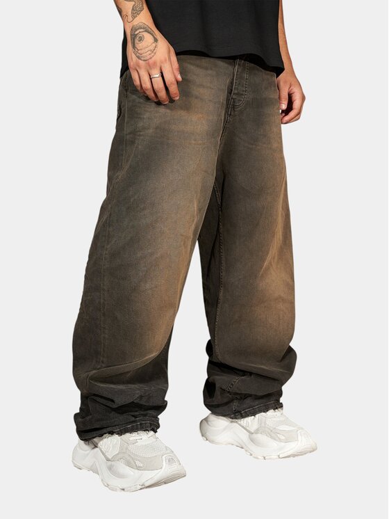 MADE BY SOCIETY MADE BY SOCIETY Spodnie materiałowe Dusty - P17388 Brązowy Basic Fit