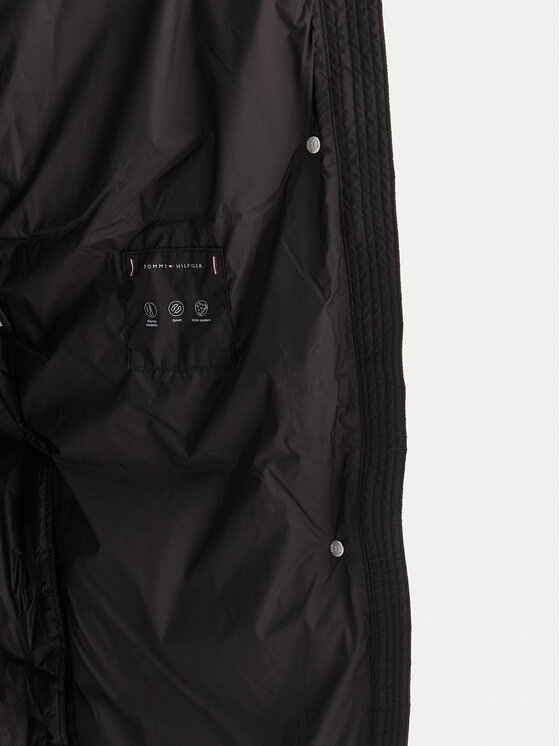 Tommy Hilfiger Tommy Hilfiger Vatovaná bunda Modern WW0WW46536 Čierna Regular Fit
