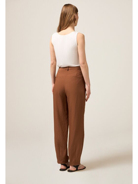 Oltre Oltre Spodnie materiałowe P077R008626N022 Brązowy Regular Fit