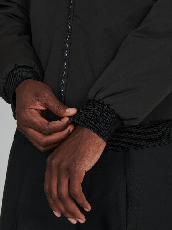 Matinique Matinique Bunda bomber 30206721 Černá Regular Fit
